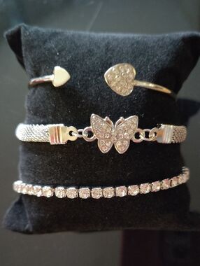 Silver-Tone Butterfly & Heart Bracelet Set - Women's Jewelry